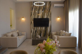 Olymp Luxury Family House